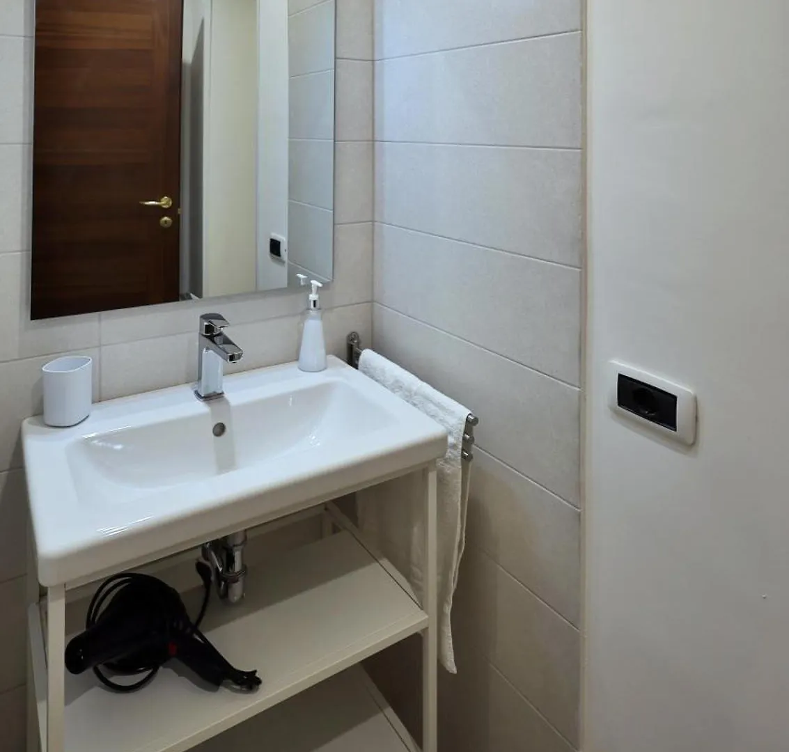 Cataneasy Rooms