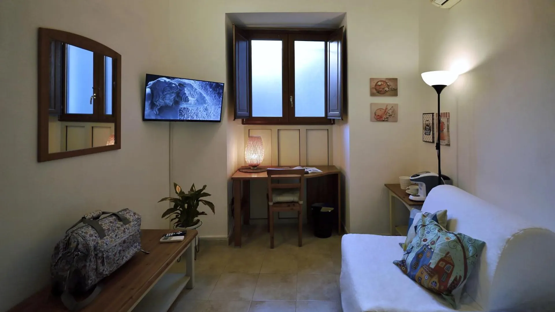 Cataneasy Rooms Italy