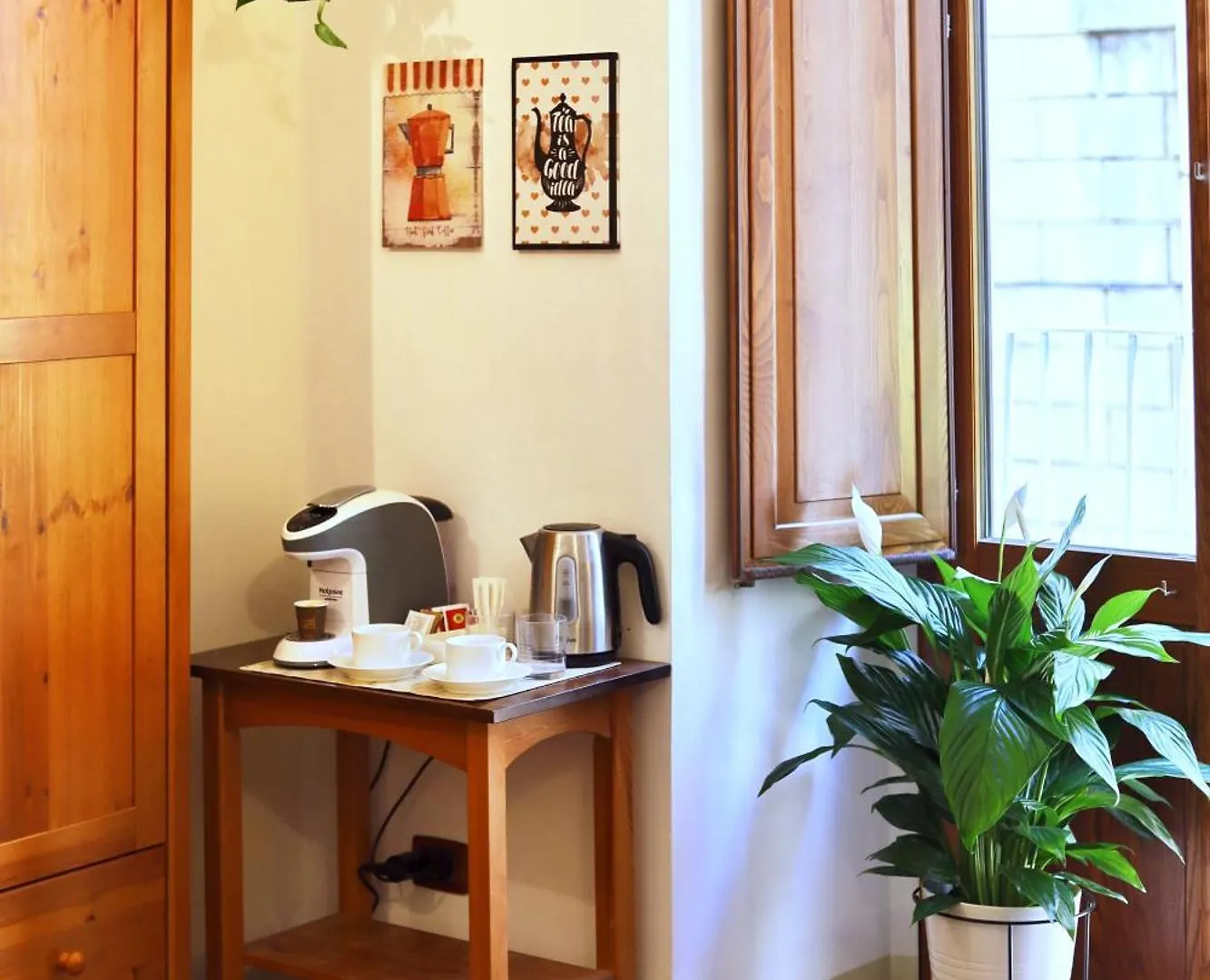 Cataneasy Rooms Bed & Breakfast
